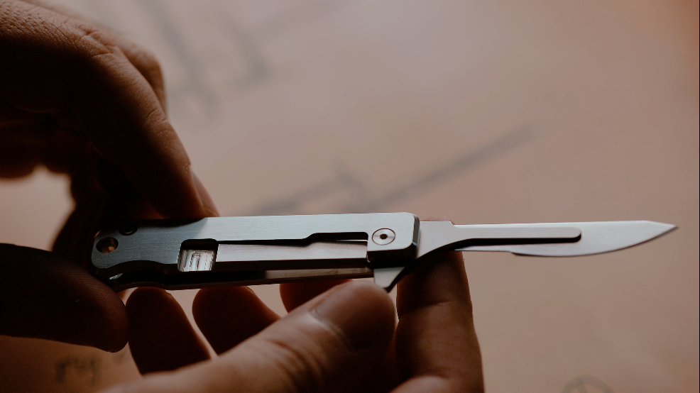 The Howland Knife Reborn